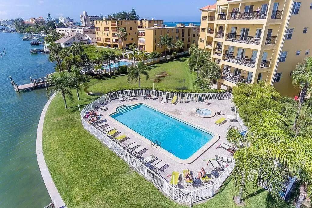 Treasure Island Beach Retreat St. Pete Beach Exterior foto